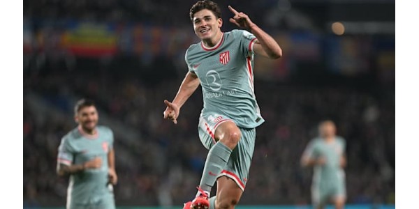 Julián Álvarez tem a sorte de vencer o campeonato Julián Álvarez tem a sorte de vencer o campeonato
